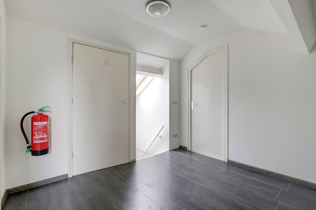 Foto 17 van Ambtstraat 95