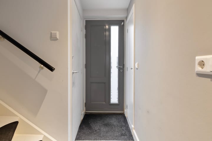 Photo 9 of Prins Bernhardstraat 14