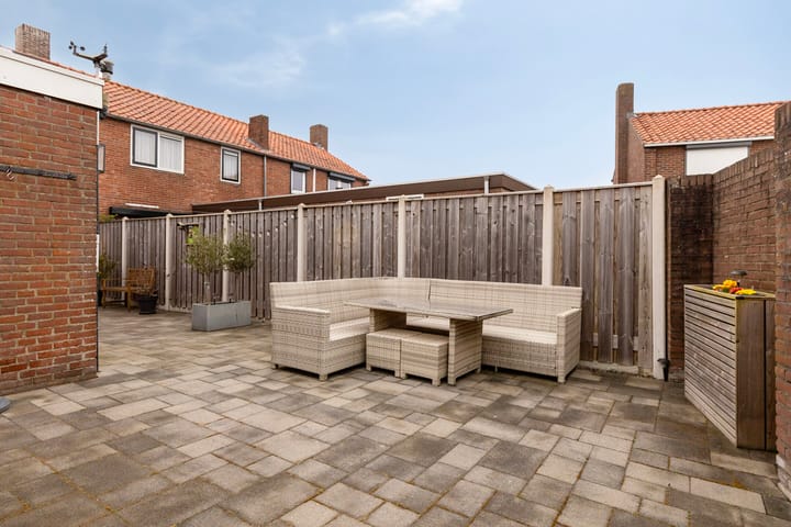 Photo 30 of Prins Bernhardstraat 14