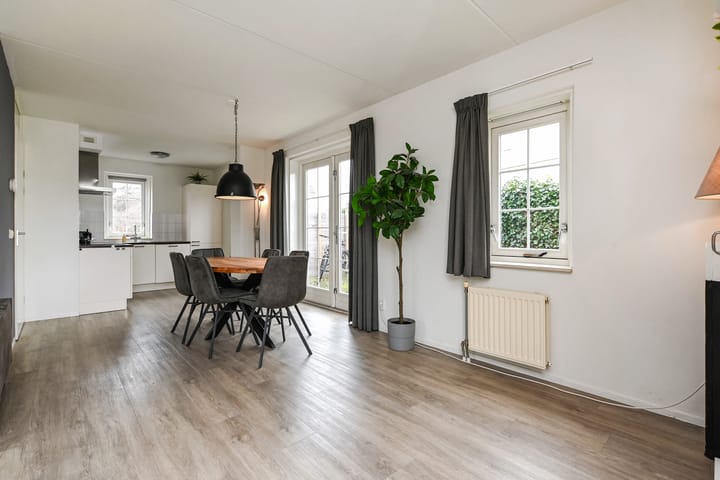 Foto 7 van De Heeren van 's-Gravensande 161