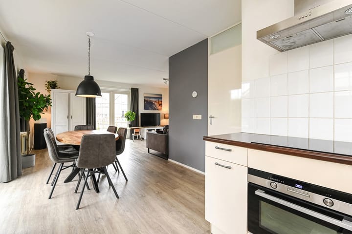 Foto 12 van De Heeren van 's-Gravensande 161