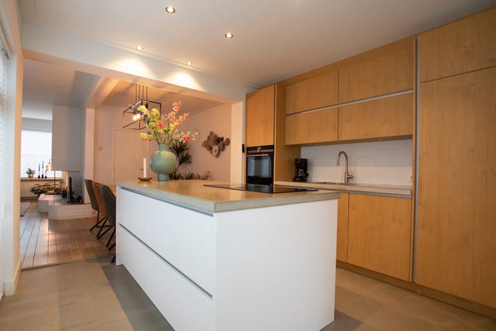 Foto 11 van Leliestraat 27