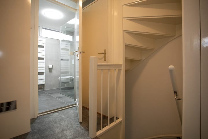 Foto 33 van Leliestraat 27