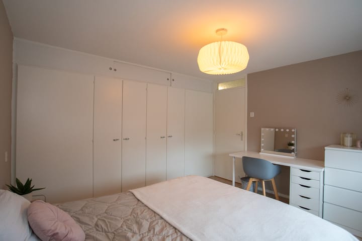 Foto 42 van Leliestraat 27