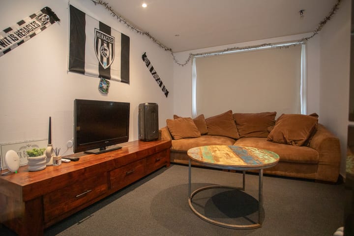 Foto 63 van Leliestraat 27