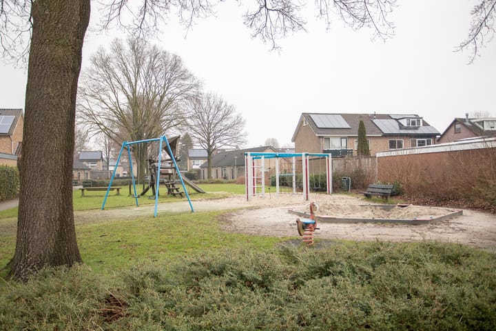 Foto 70 van Leliestraat 27