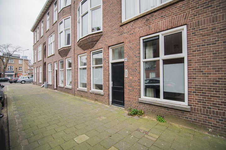Photo 2 of Deimanstraat 18