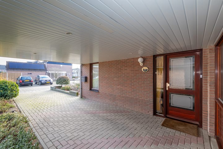 Foto 11 van Gentiaan 24