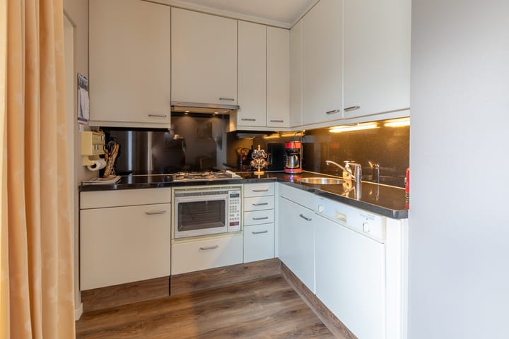 Foto 15 van Gentiaan 24