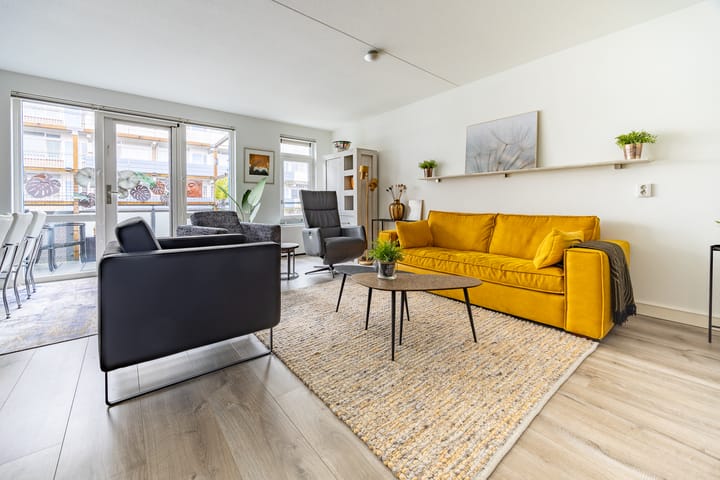 Foto 2 van Aquamarijn 36