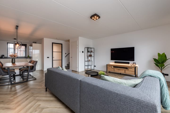 Foto 19 van Maria Mayerstraat 33