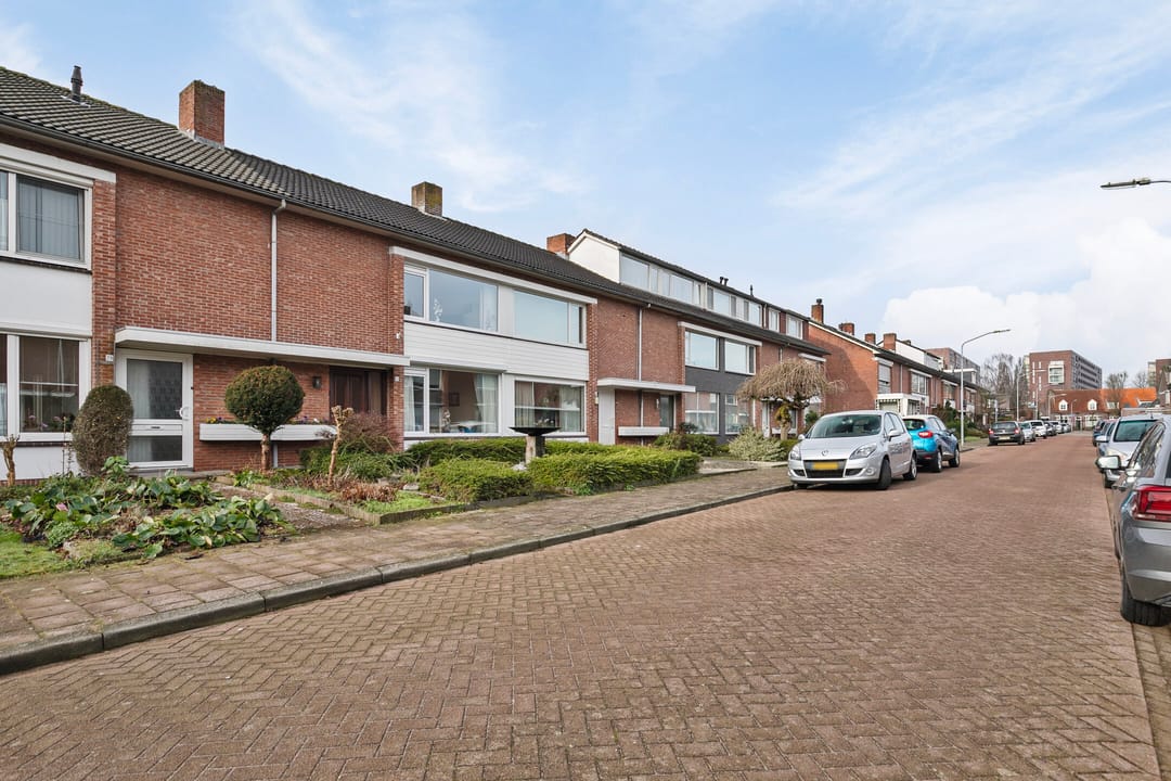 Photo 2 of Provisorstraat 26