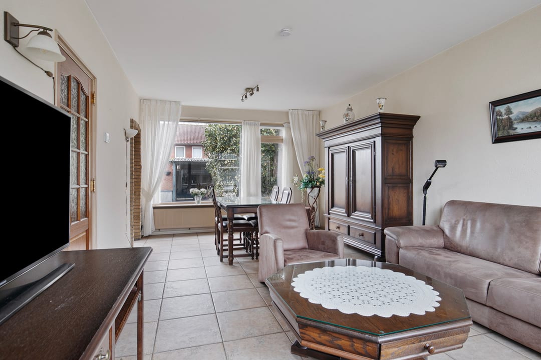 Photo 7 of Provisorstraat 26