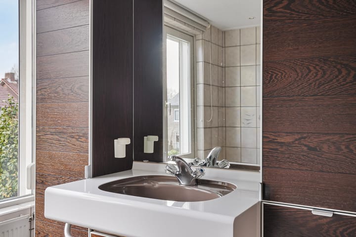 Foto 15 van Provisorstraat 26