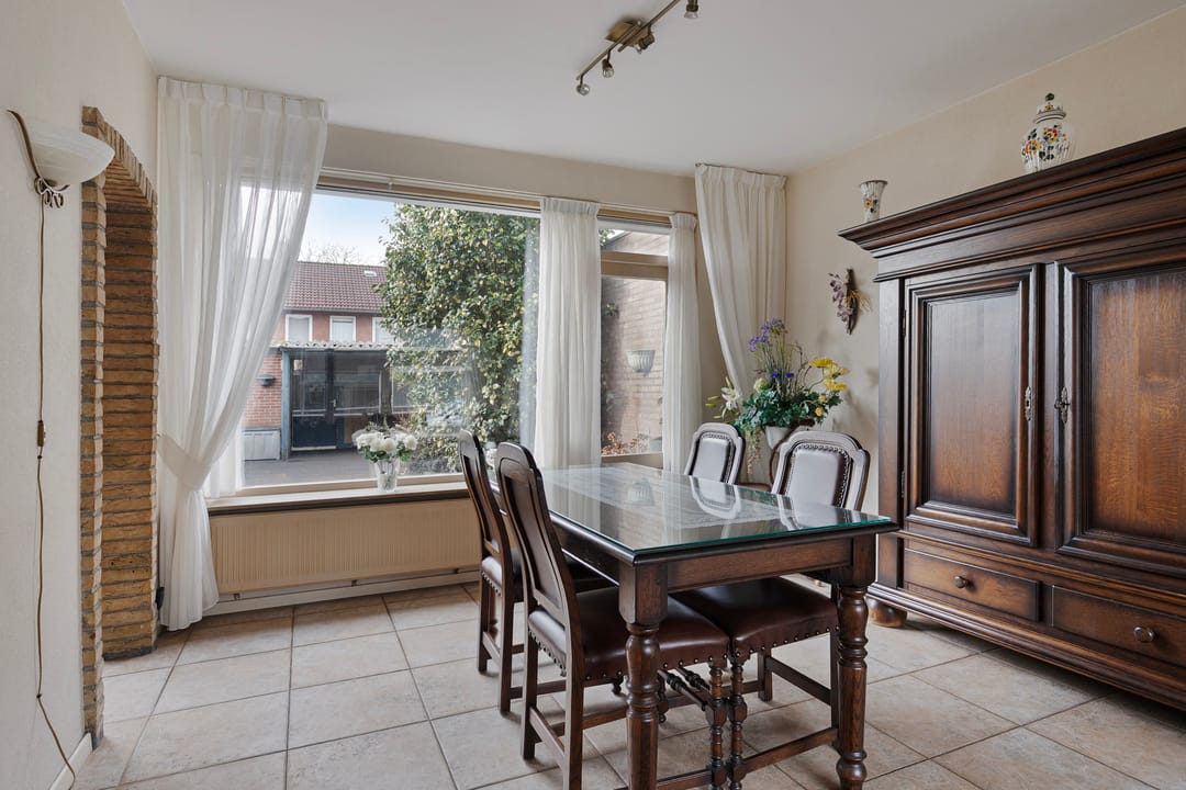 Photo 8 of Provisorstraat 26