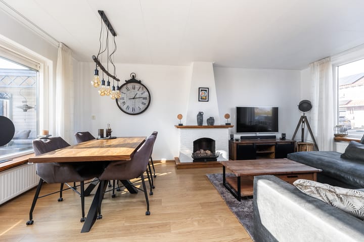 Foto 8 van Leeuwerikstraat 13