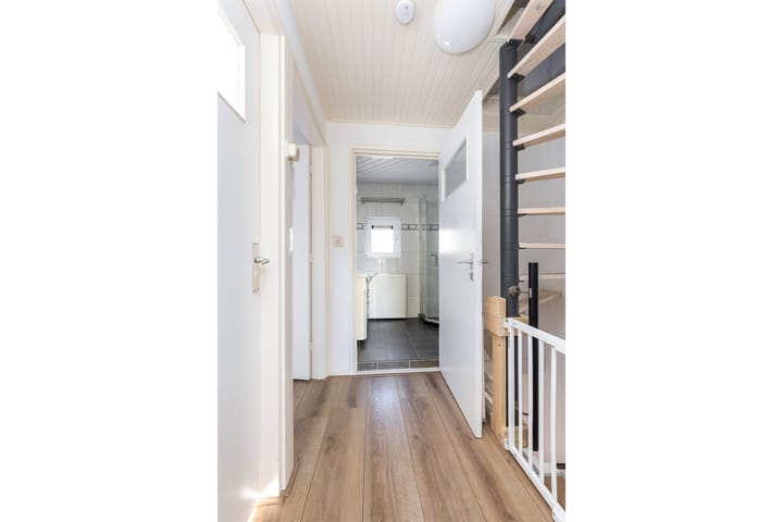 Foto 16 van Leeuwerikstraat 13