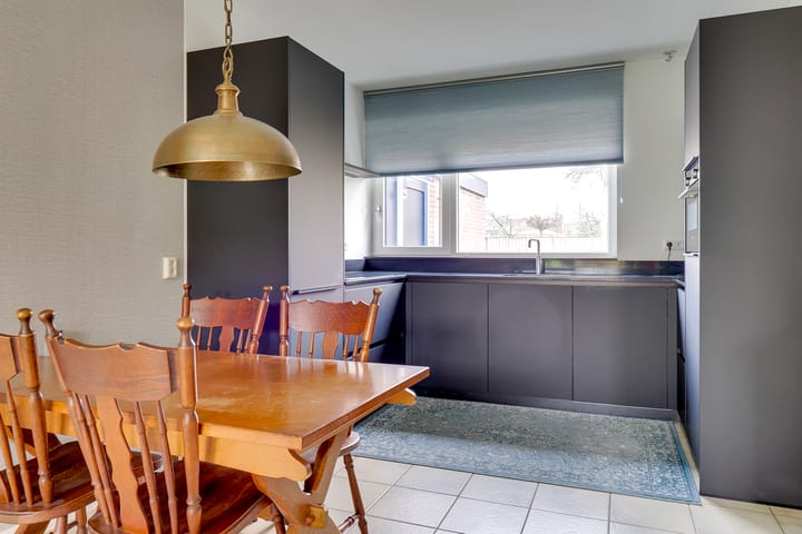 Photo 10 of Klaproosstraat 50