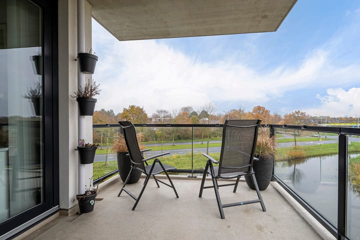 Foto 12 van Marke 64