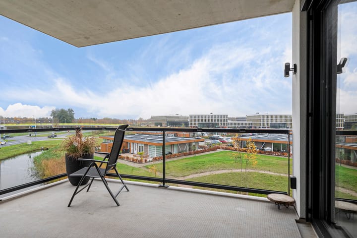 Foto 13 van Marke 64