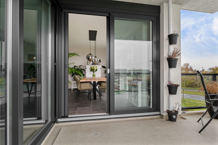 Foto 15 van Marke 64