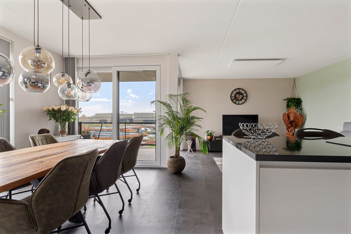 Foto 17 van Marke 64