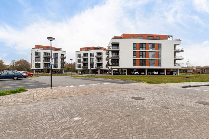 Foto 31 van Marke 64