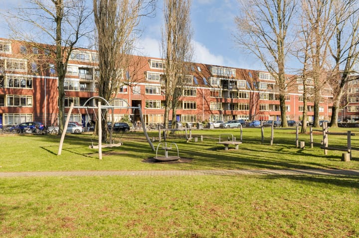 Foto 42 van Ceramplein 45