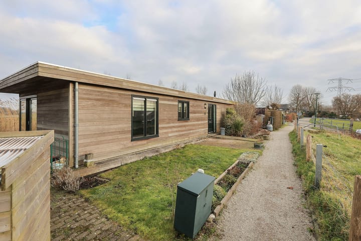 Photo 3 of Angstelpad 8-WS