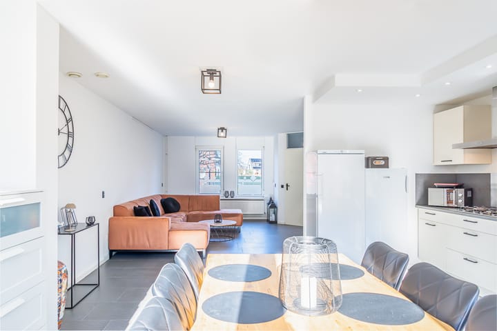 Foto 11 van Floretruwe 11-B