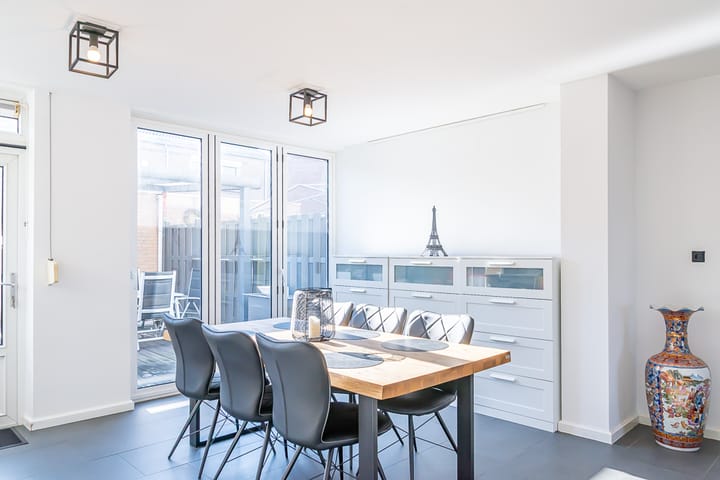 Foto 12 van Floretruwe 11-B