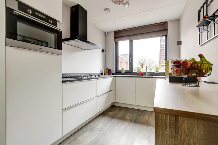 Foto 11 van Prinses Amaliahof 8