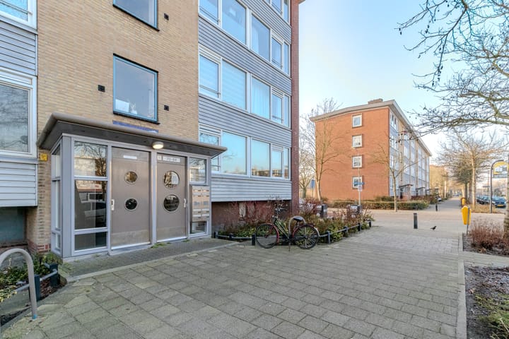 Foto 3 van Bachstraat 74