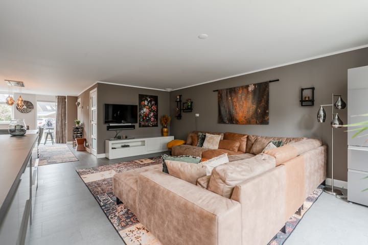 Foto 15 van Tapijtschelp 71