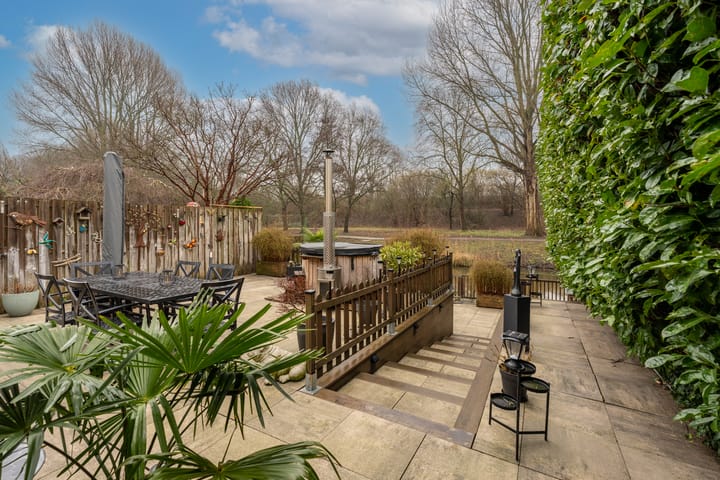 Foto 31 van Tapijtschelp 71