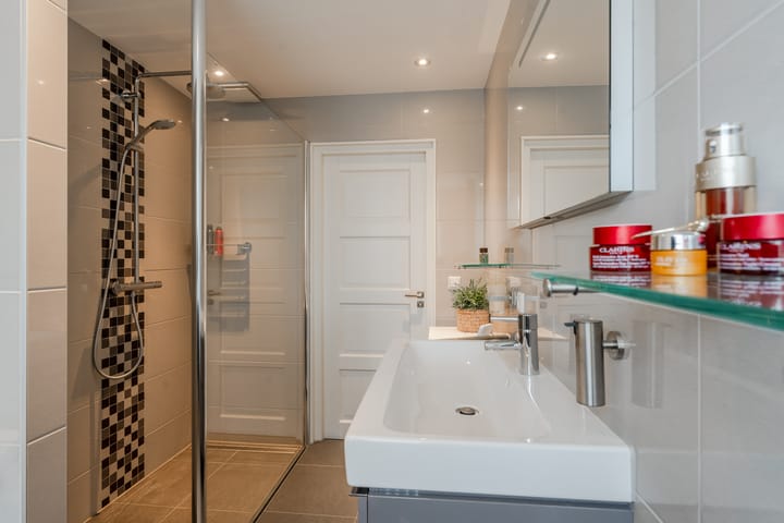 Foto 51 van Tapijtschelp 71