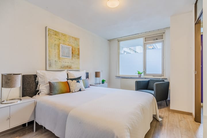 Foto 19 van Valkenierstraat 29-A