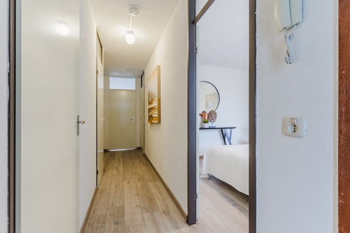 Foto 23 van Valkenierstraat 29-A