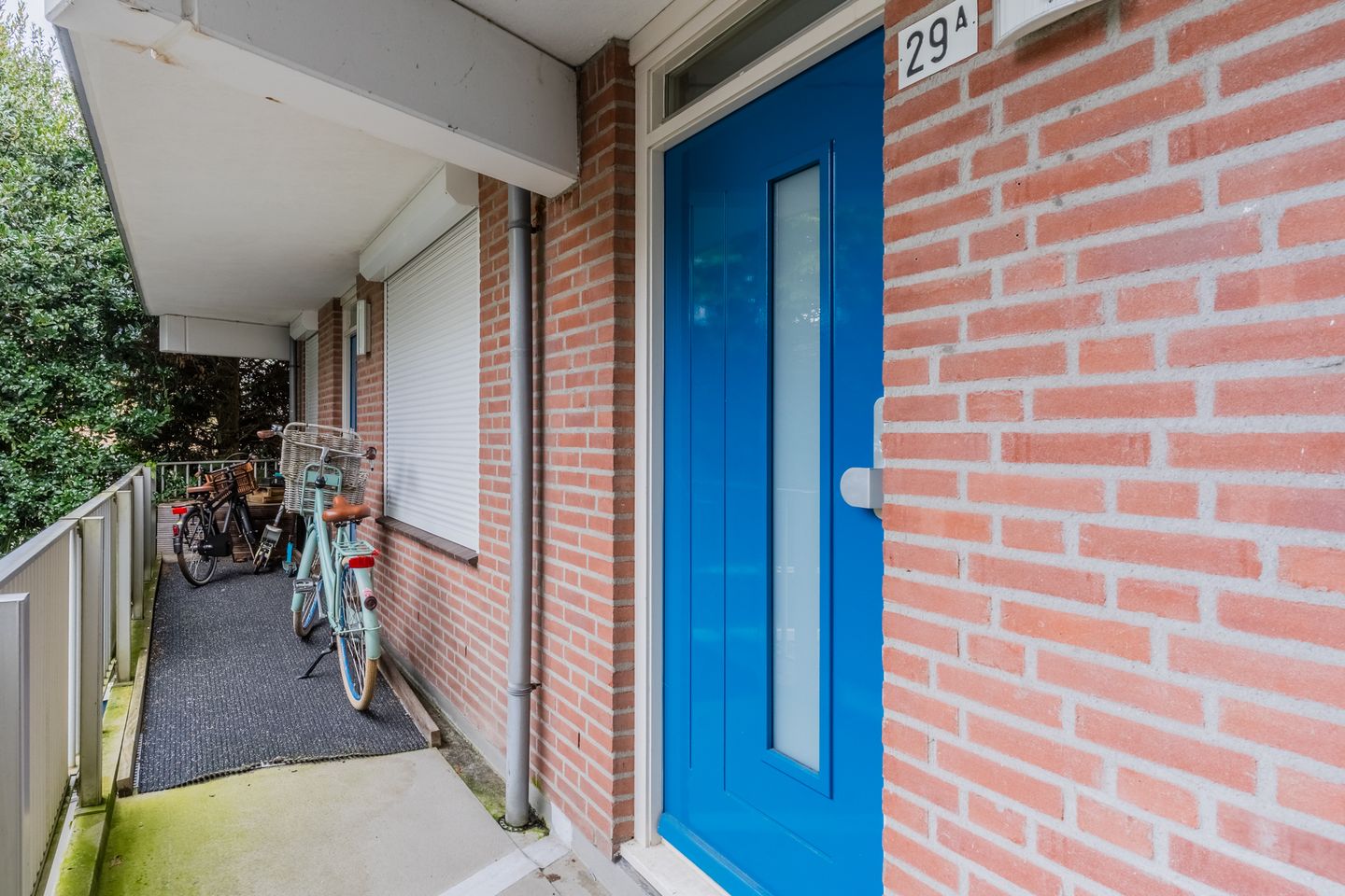 Photo 34 of Valkenierstraat 29-A