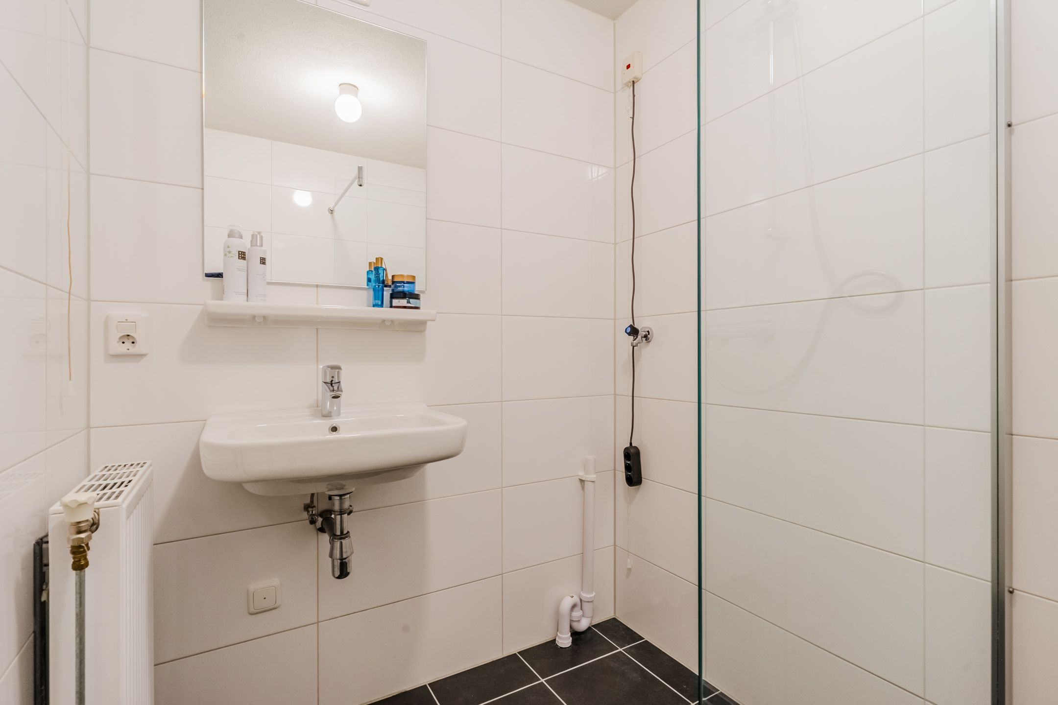 Photo 24 of Valkenierstraat 29-A