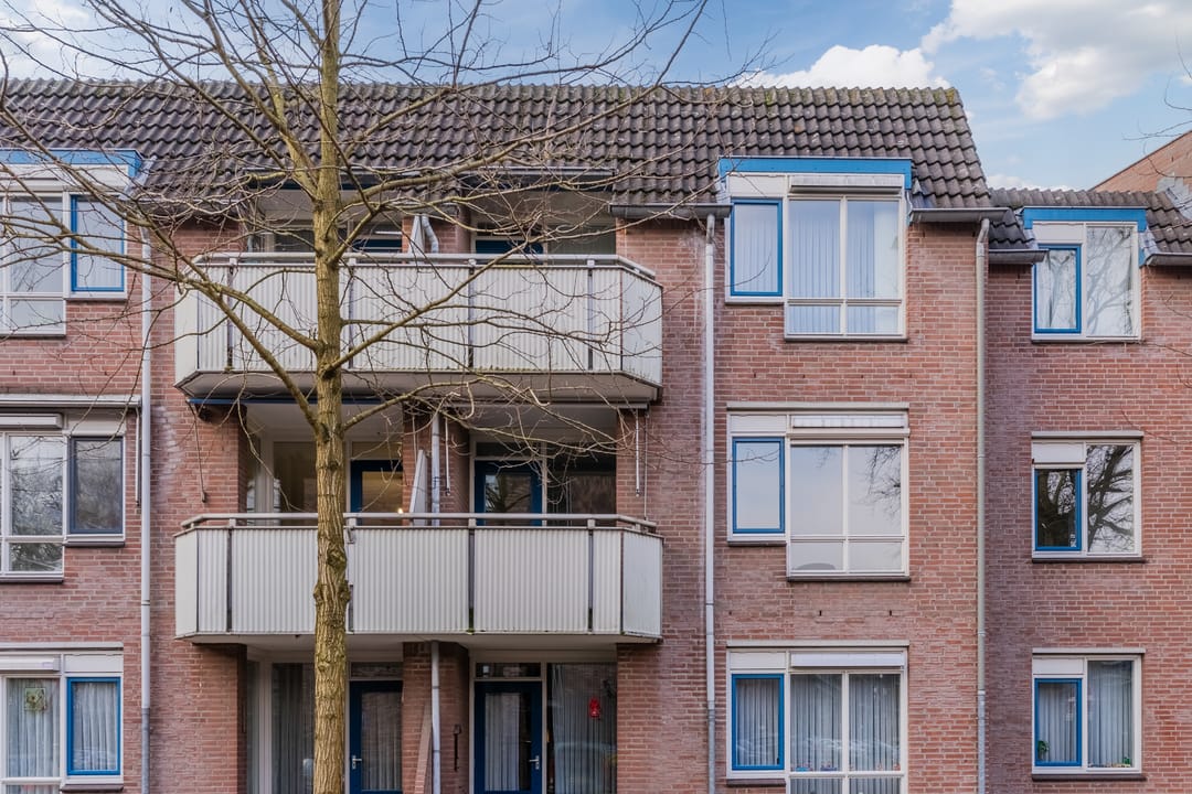 Photo 37 of Valkenierstraat 29-A