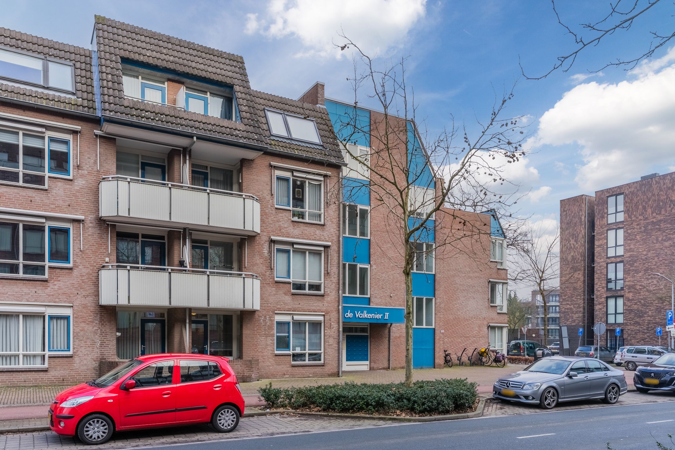 Photo 39 of Valkenierstraat 29-A