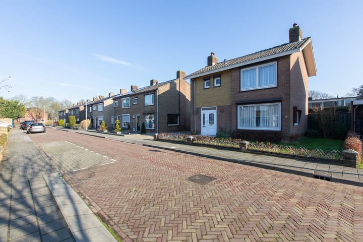 Foto 8 van Graaf Diderikstraat 10