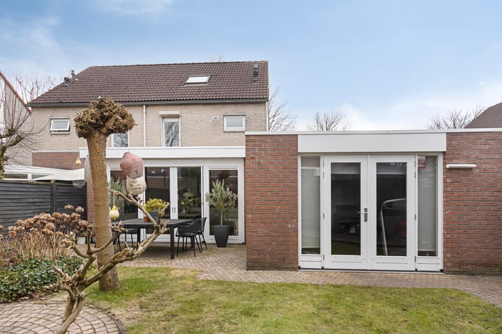 Foto 34 van Cantatestraat 15