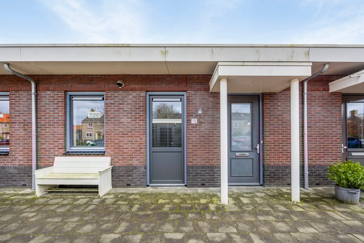 Foto 7 van Mimosaplein 15