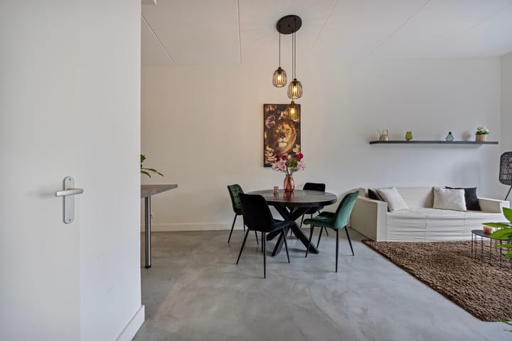 Foto 11 van Mimosaplein 15