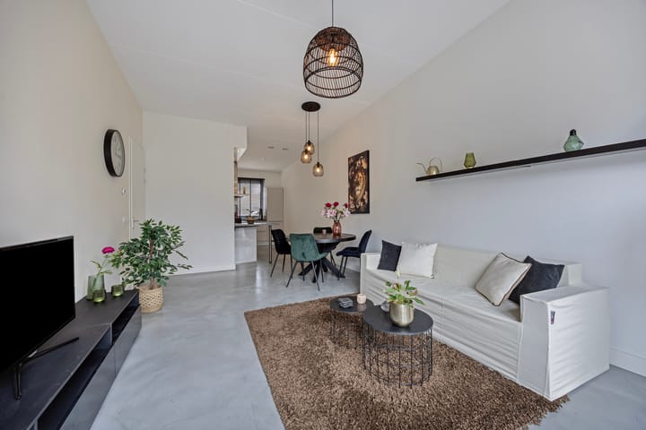 Foto 13 van Mimosaplein 15