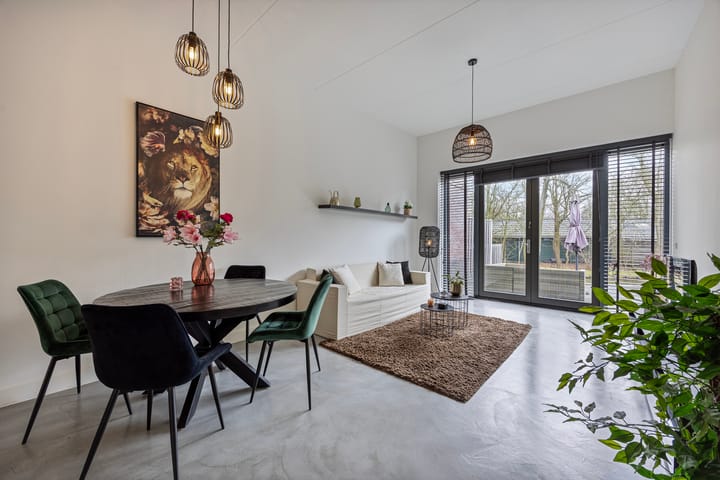 Foto 1 van Mimosaplein 15