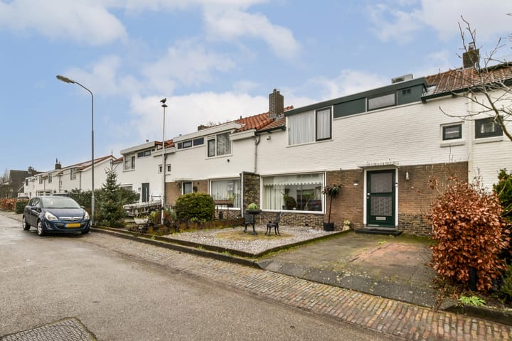 Foto 2 van Wethouder van Olstweg 12