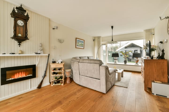 Foto 6 van Wethouder van Olstweg 12